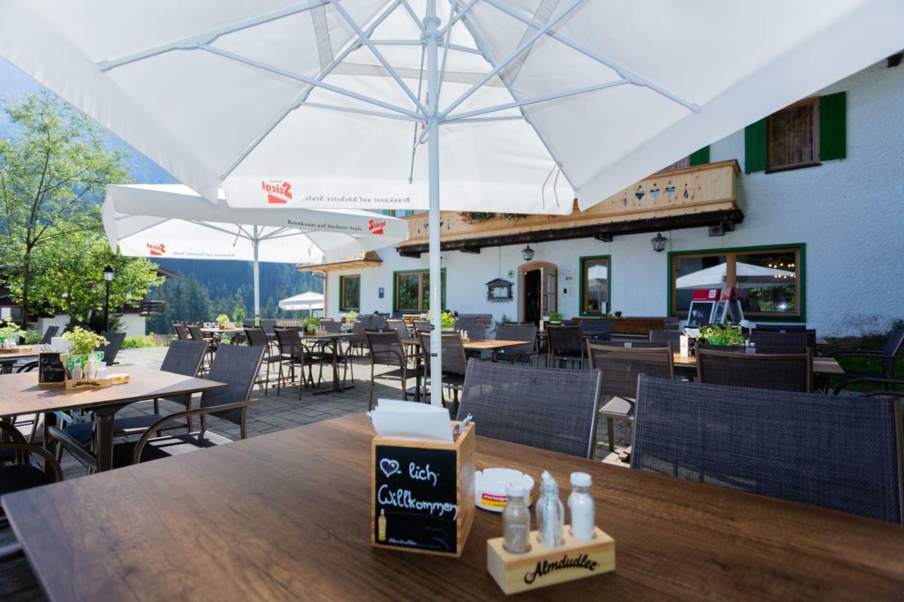 Gasthof St. Adolari Hotel Sankt Ulrich am Pillersee Exterior photo